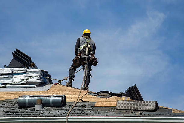 Professional Roofing technician working in Barkhamsted, CT